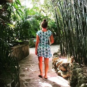 Banana republic dress/swim cover up. Med